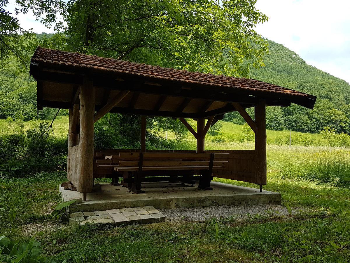 הוילה Bihać Eko House Dobrenica מראה חיצוני תמונה